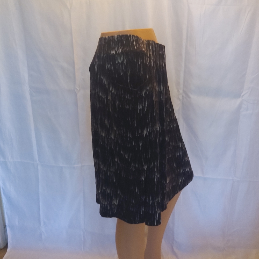 Daisy Fuentes Skirt, black and white skirt - Picture 3 of 8